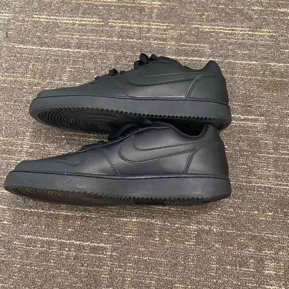 Nike Men's Black Sneakers Size 12 Ebernon Low Triple AQ1775-003 - Picture 6 of 9